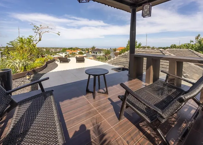 Carlita - Modern 3br Pool Villa Uluwatu