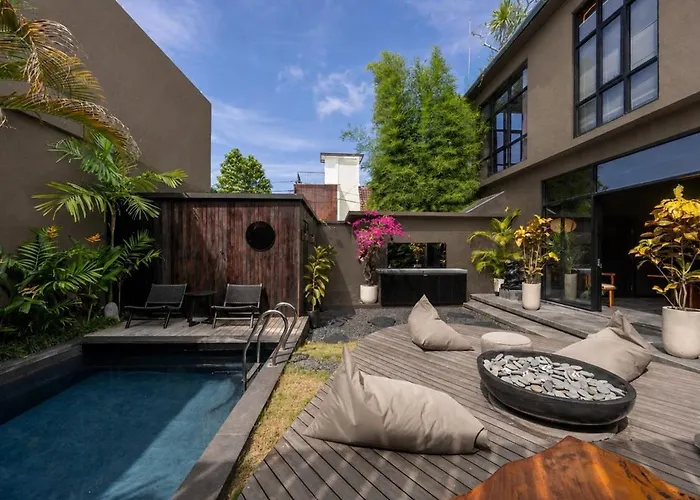 Carlita - Modern 3br Pool